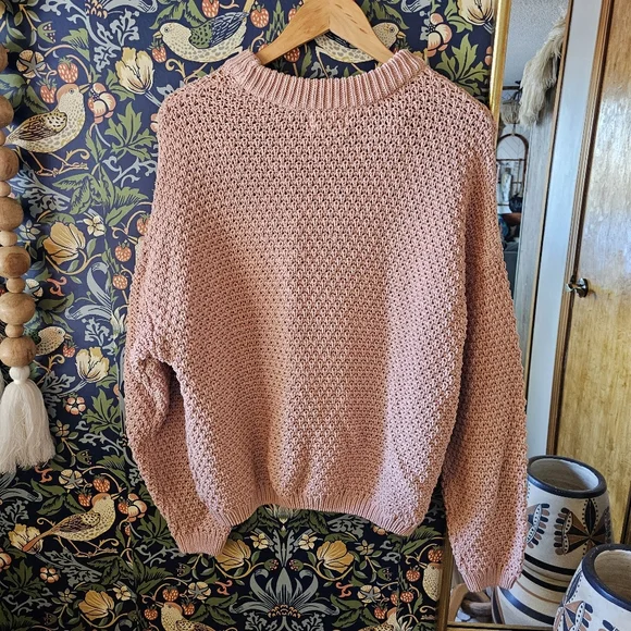 Univeral Thread Oversized Knit Sweater - Picture 3 of 5
